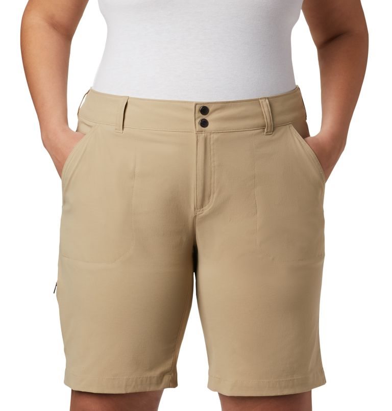 Women's Columbia Saturday Trail Long Shorts Khaki | Plus Size CA-I3805